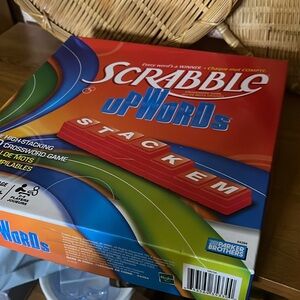 😄Scrabble Upwords tile letter game